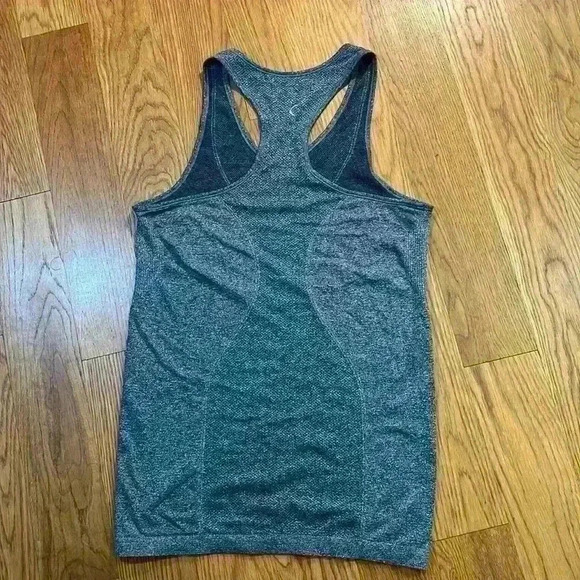 Zyia Active Size Medium Heather Gray Copper Charged Tank Excellent Condition - Picture 4 of 4